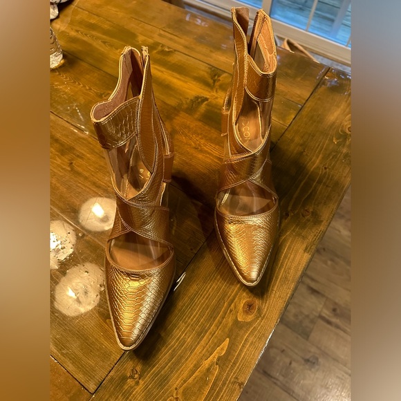 Women’s dress boot / shoe / heels - Picture 2 of 7